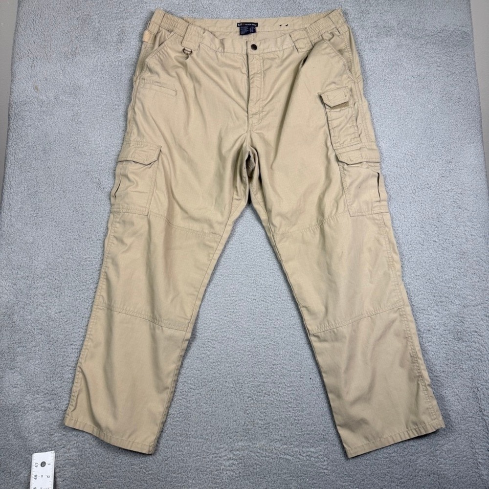 5.11 Tactical Series Men's Tan Cargo Pants Size 42x32‎ Polyester Cotton Blend